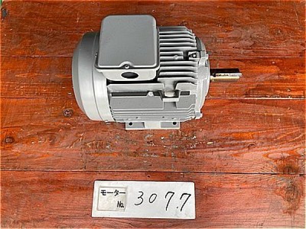 画像1: 【商品番号：C3077】 　日立 5.5kw-4P（上BOX) (1)